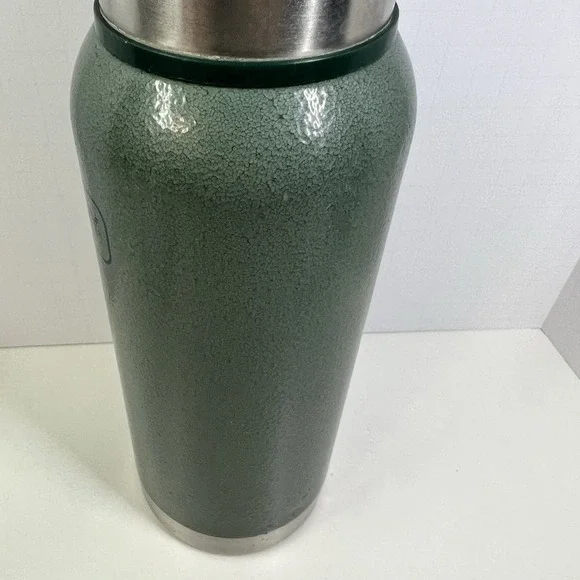 Stanley 25 oz Classic Vacuum Bottle Green Hammertone Thermos Insulated - Picture 9 of 14